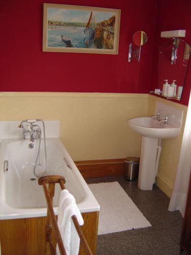 Ardwyn House Bed & Breakfast Llanwrtyd Wells Exterior photo